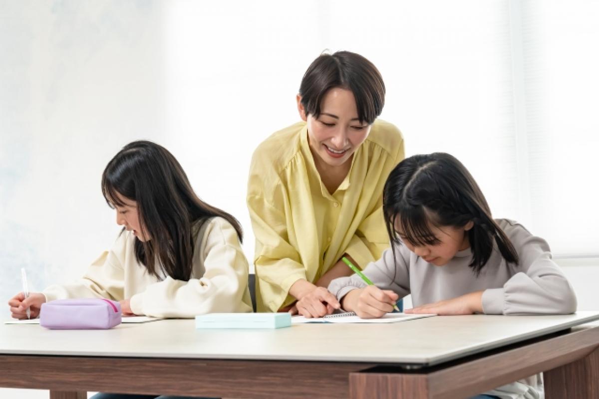 「何を書けばいいかわからない」小学生の作文が止まる理由と解決策